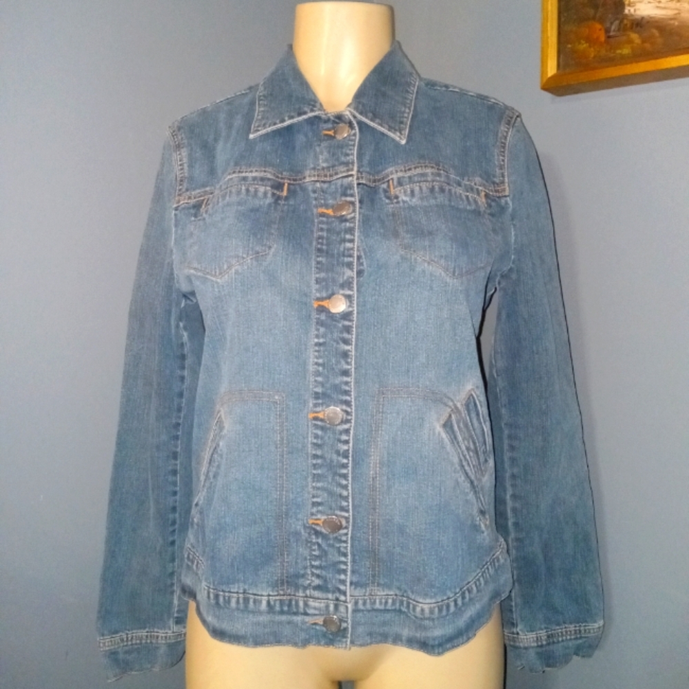 VILLAGER ( A LIZ CLAIBORNE COMPANY) BUTTON CLOSURE DENIM JACKET SZ 12